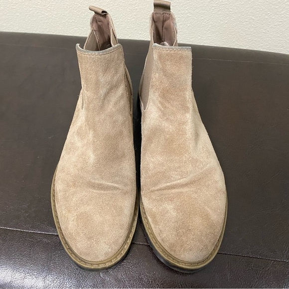 Franco Sarto Chelsea Boot - Picture 5 of 7